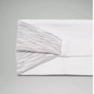 NWOT-Lululemon Fringe Fighter headband